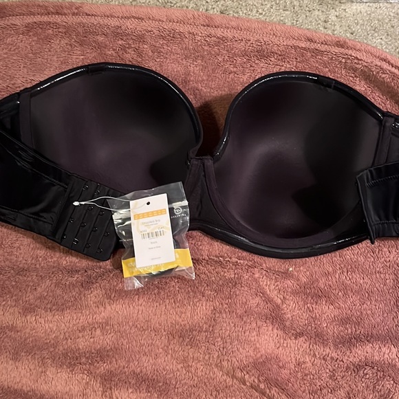 Women’s strapless bra, contoured cups - Picture 5 of 6